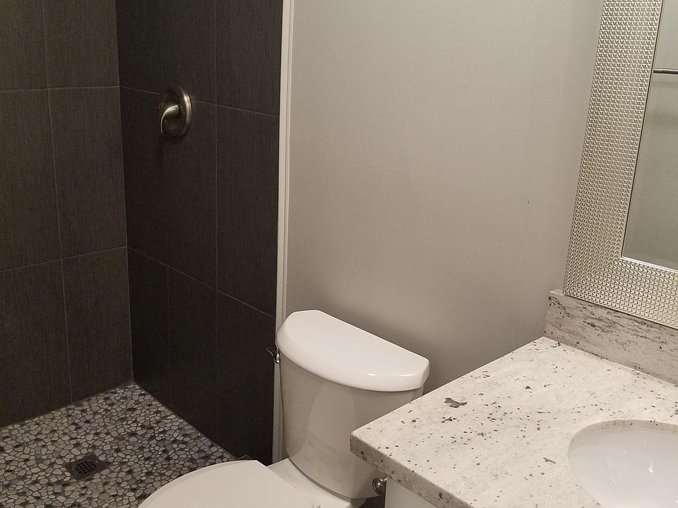 2nd image of 7132 47th Ave SW #1