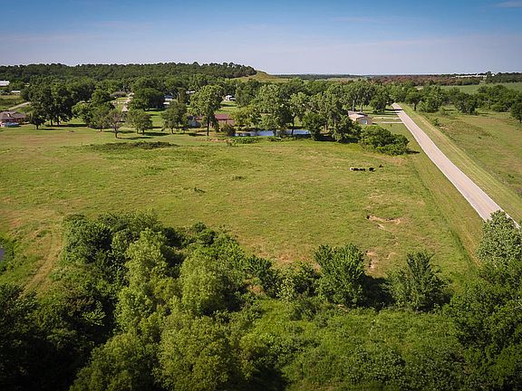 4th image of 3675 Road