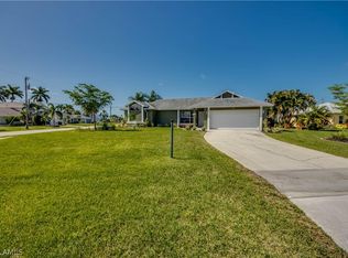 202 SW 34th St, Cape Coral, FL 33914