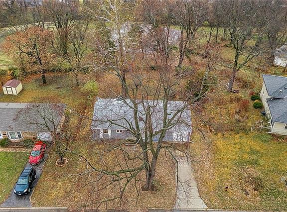 5th image of 5904 Fairlane Dr