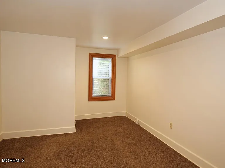 29 4th Ave #1 — Photo 10