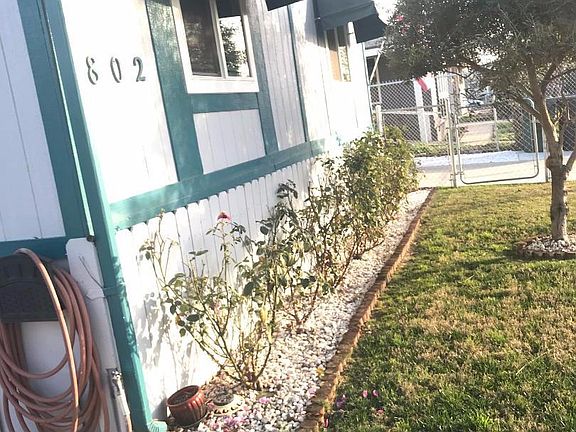 2nd image of 802 S Avery Ave