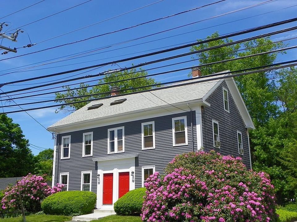 1st image of 392 Main St