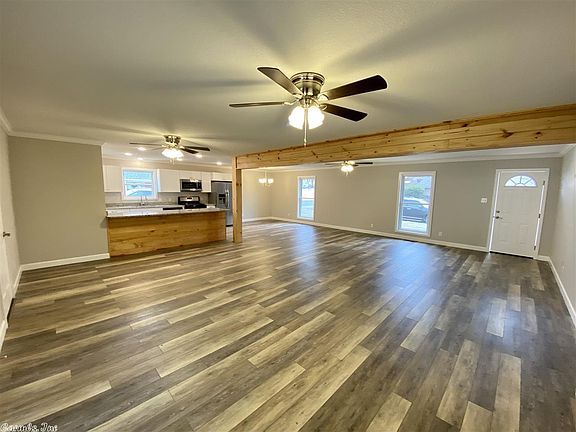 5th image of 100 Kaywood Pl