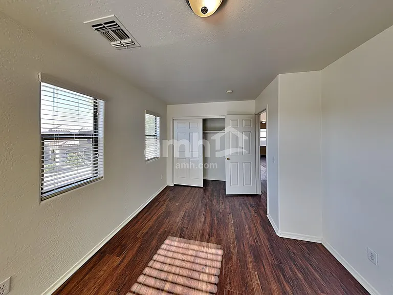 18541 W Valerie Dr — Photo 19