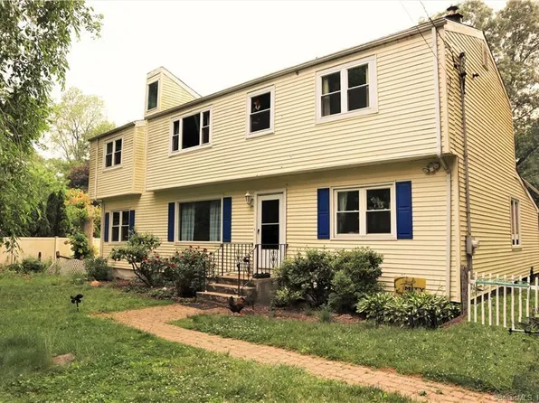 314 Grassy Hill Road, Orange, CT 06477