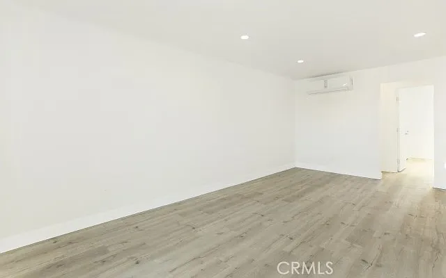 6745 Laurel Canyon Blvd #202 — Photo 8