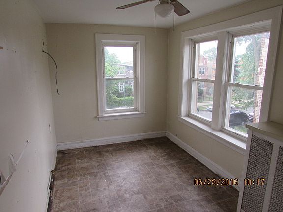 4th image of 6600 S Sacramento Ave