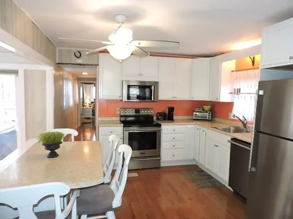 9 Sargent Place #131, Gilford, NH 03249