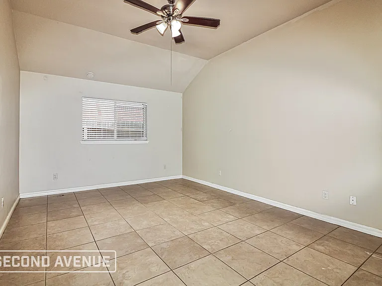 7634 Cedar Brook Dr — Photo 10