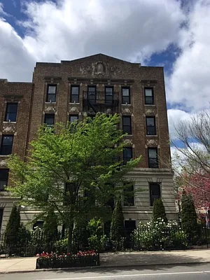 250 Seeley Street
