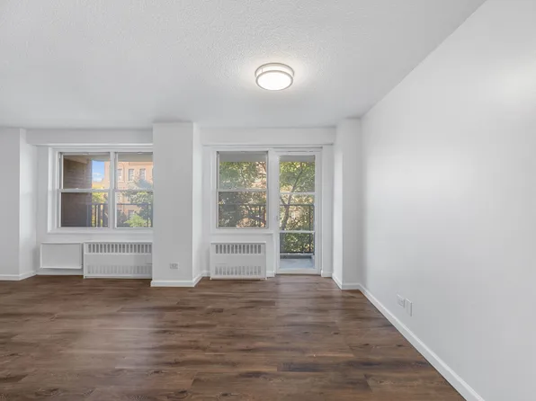 2550 Olinville Avenue image 14 of 20