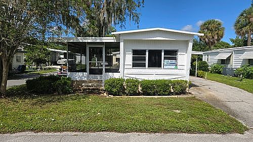 2nd image of 133 Camellia Dr