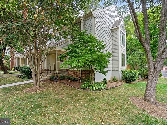 5th image of 12520 N Lake Ct #30