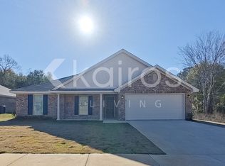 257 Magnolia Dr, Prattville, AL 36067