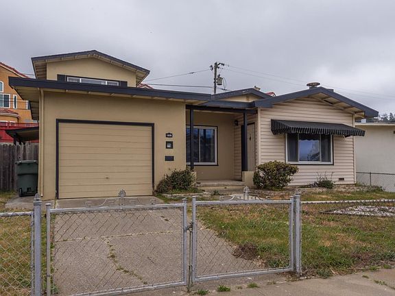 2nd image of 1076 Crestwood Dr