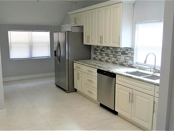 5th image of 4306 Trentonian Ct