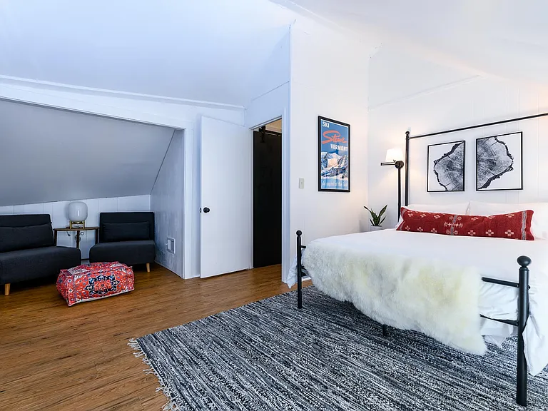Bedroom with seating nook