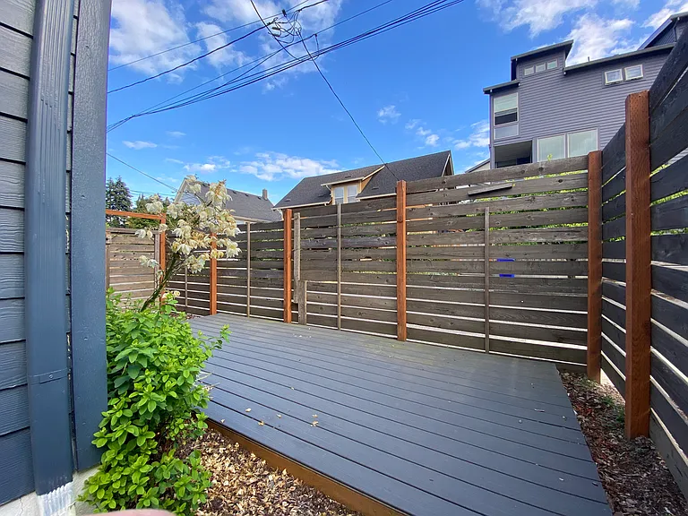 Side deck on N Prescott
