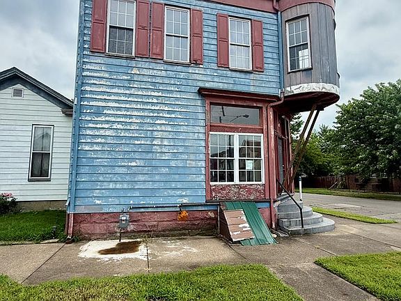 2nd image of 50 Kentucky Street