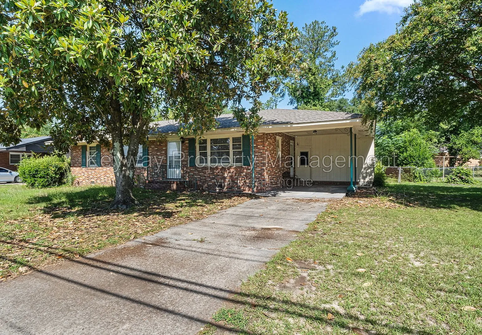3 bed, 1.5 bath, 1242 sqft, $1,485 — Photo 2