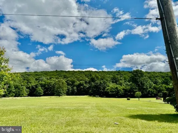 Trevorton Rd, Coal Township, PA 17866