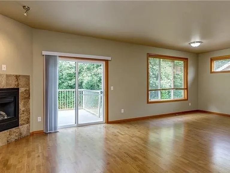 2081 Calico Loop — Photo 7