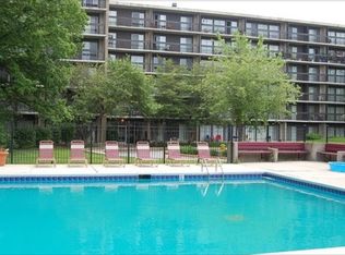55 N Arbor Trl APT 104, Park Forest, IL 60466