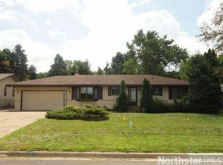 1922 Ripley Ave, Saint Paul, MN 55109