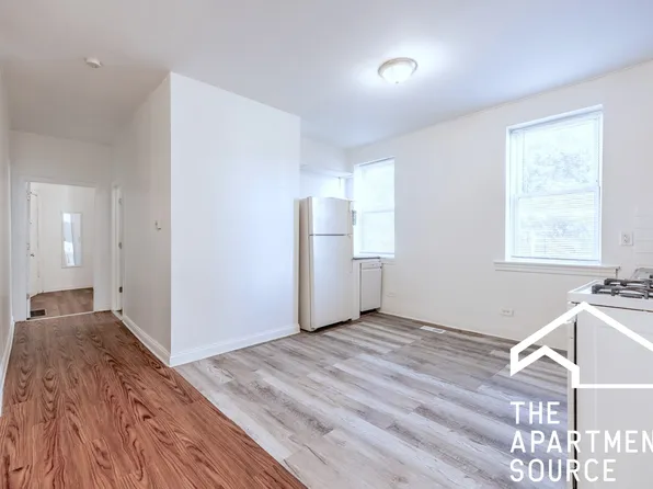 1900 S Throop St #9, Chicago, IL 60608