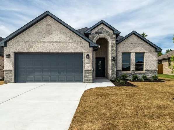 629 Vaquero St, White Settlement, TX 76108