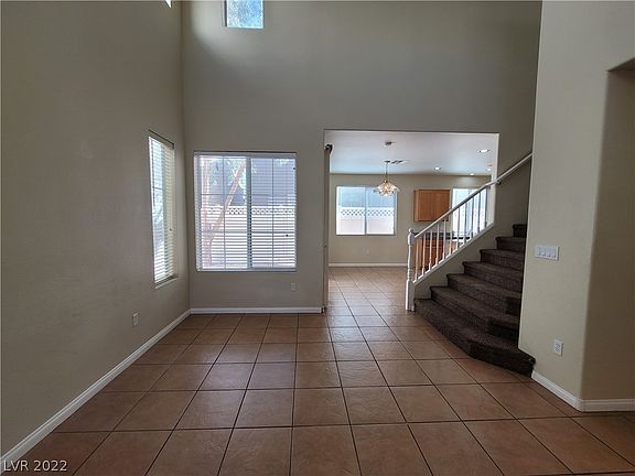 3rd image of 7602 French Springs St