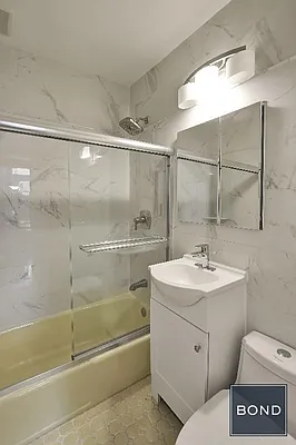 Rented by Bond New York | media 22