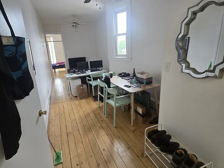 38 Wayne St #4L — Photo 4