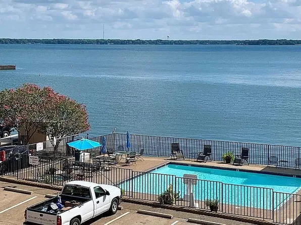 1933 Island Cir APT B204, Tool, TX 75143