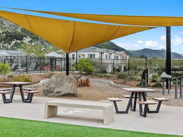 35161 Grove Trl — Photo 36