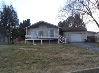 1091 Rettew Mill Rd, Ephrata, PA 17522