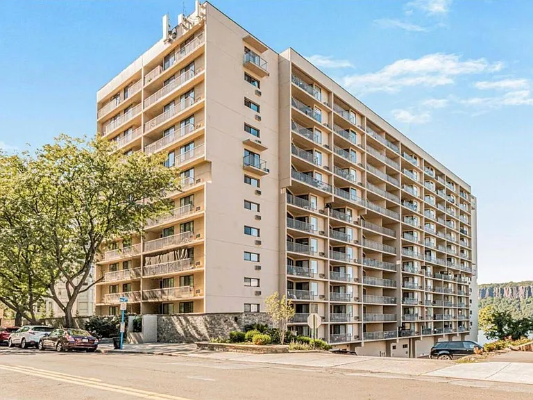 1155 Warburton Ave #1D — Photo 15