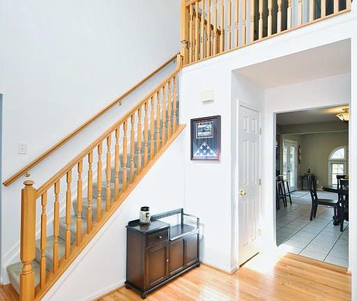 2nd image of 404 Wispy Willow Ct