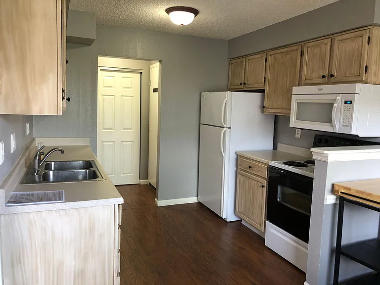 42 Providence Dr #75 — Photo 4