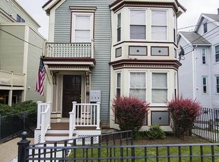 582 Freeport St APT 1, Dorchester, MA 02122