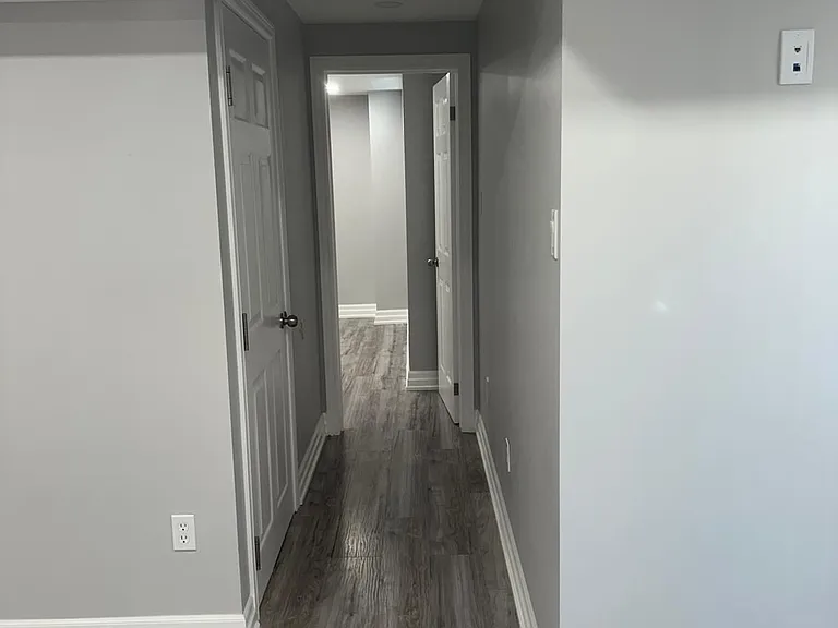 6 Pickett St #BASEMENT — Photo 5