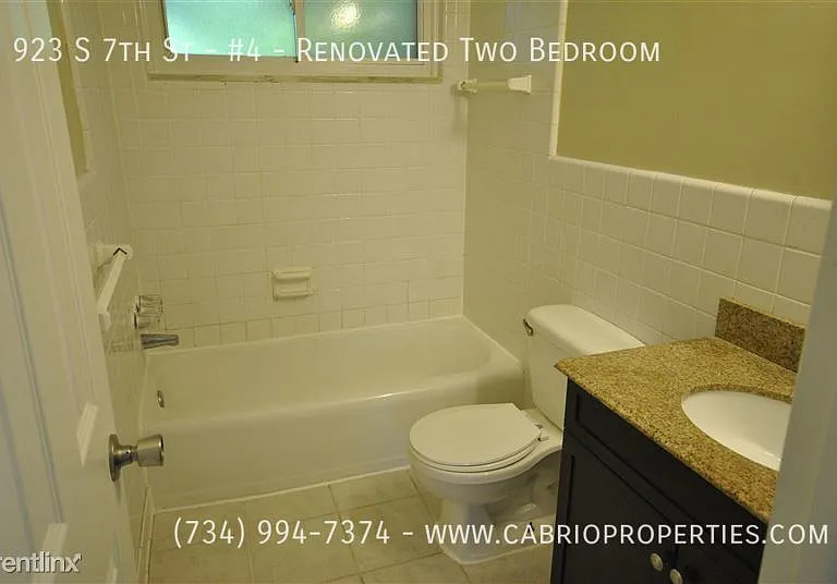 923 S 7th St — Photo 33