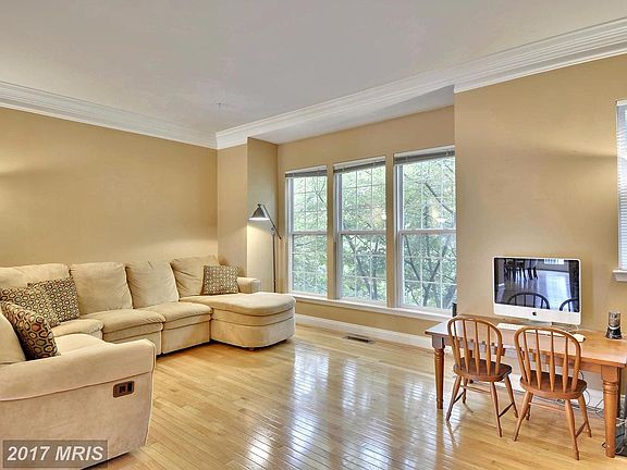 5th image of 102 Elmcroft Blvd