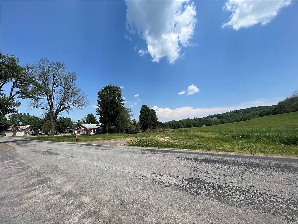 2nd image of 1660 Humphrey Rd