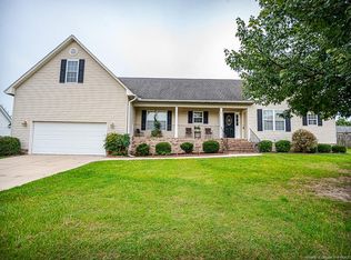 55 Canyon Ct, Sanford, NC 27332