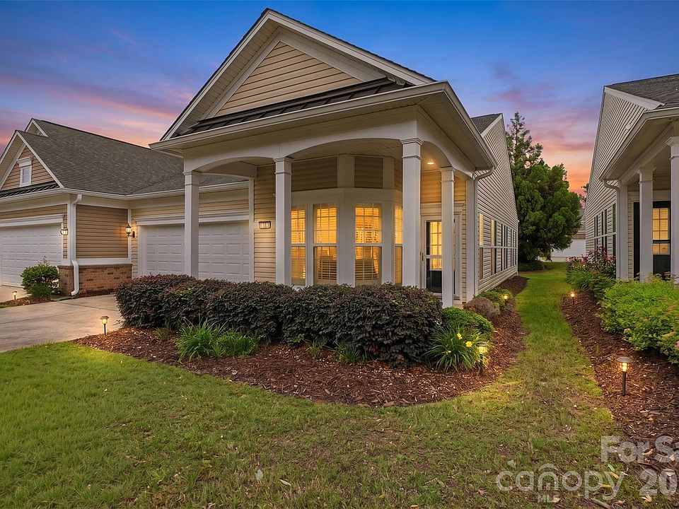 1st image of 9016 Smokey Hill Ln