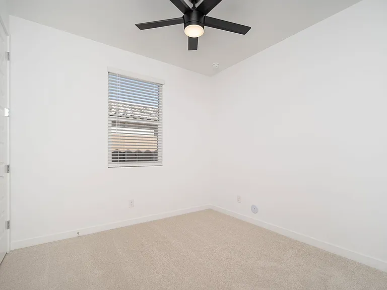 19214 W Marissa Dr — Photo 11