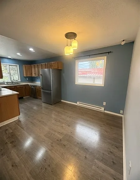 717 W Montana St — Photo 11
