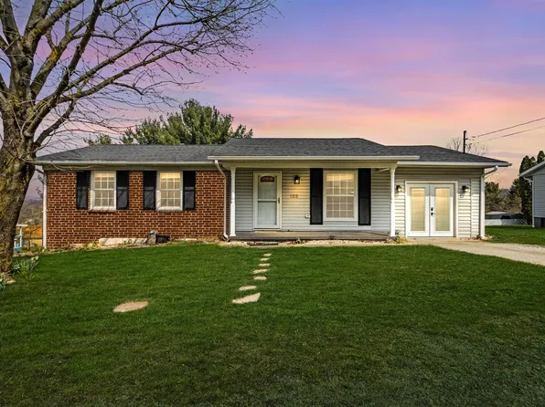 123 Estate Dr, Morgantown, WV 26508